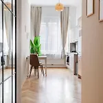 Boho Living - Historic Center With Free Parking By Hero Homes Graz
