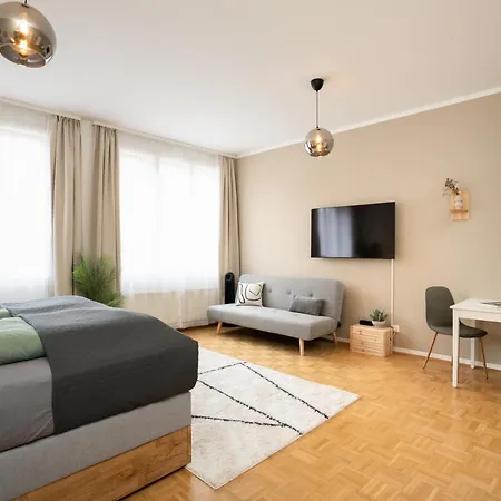 Boho Living Altstadt - Free Parking By Hero Homes