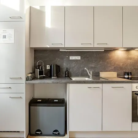 Boho Living Altstadt - Free Parking By Hero Homes Appartement *
