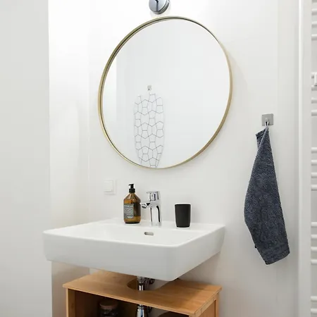Boho Living Altstadt - Free Parking By Hero Homes