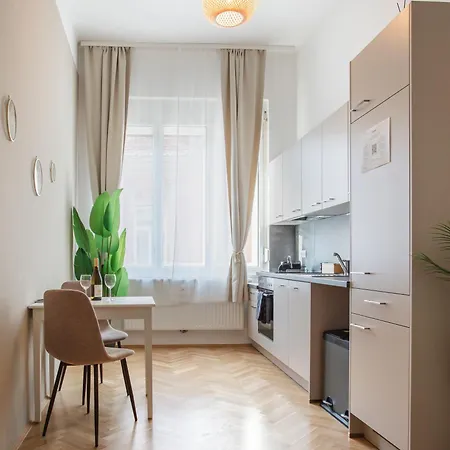 Boho Living Altstadt - Free Parking By Hero Homes Appartement Graz