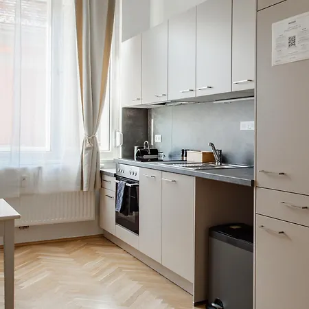 Boho Living Altstadt - Free Parking By Hero Homes Appartement *