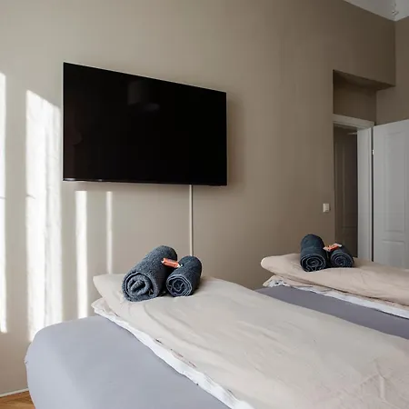 Boho Living Altstadt - Free Parking By Hero Homes Graz