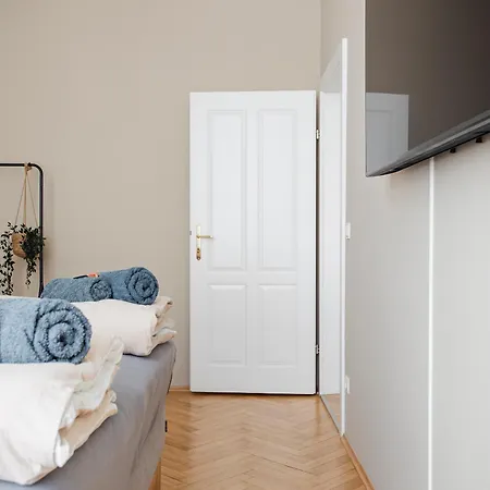Appartement Boho Living Altstadt - Free Parking By Hero Homes Graz