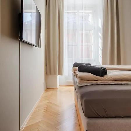 Boho Living Altstadt - Free Parking By Hero Homes Appartement *